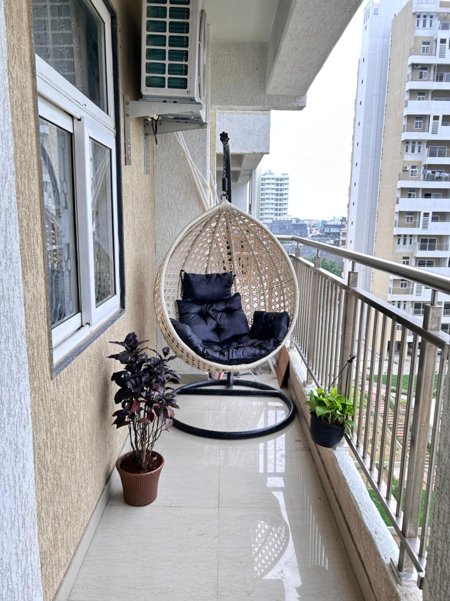 Nesting Paradise Luxe By Payal Ghosh * New Delhi