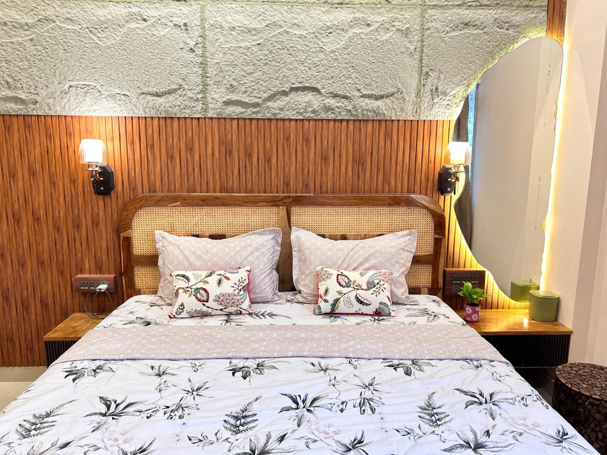 Nesting Paradise Luxe By Payal Ghosh Apartment *